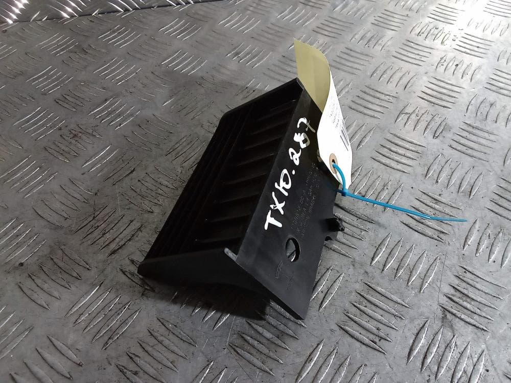 Кронштейн к Tesla Model X (15-21)