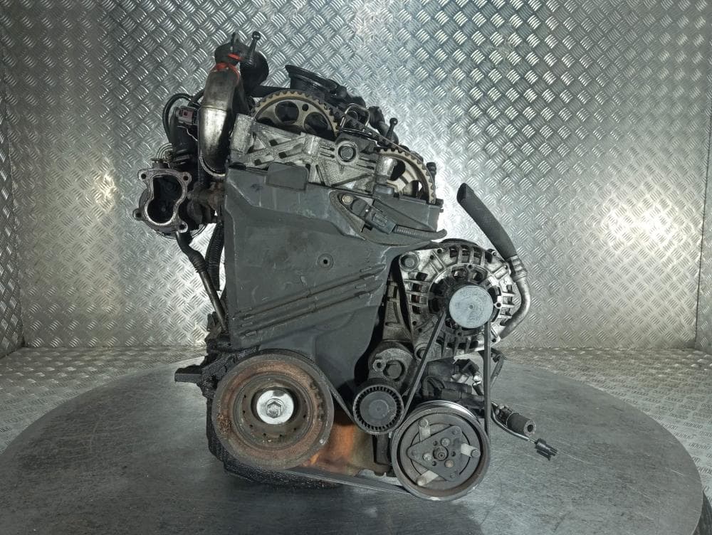 Двигатель к Renault Clio 2 Рестайлинг (01-03)