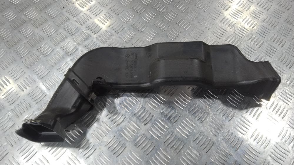 Воздуховод к Audi A4 B8/8K (07-11)