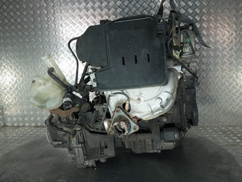 Двигатель к Renault Laguna 2 (01-05)