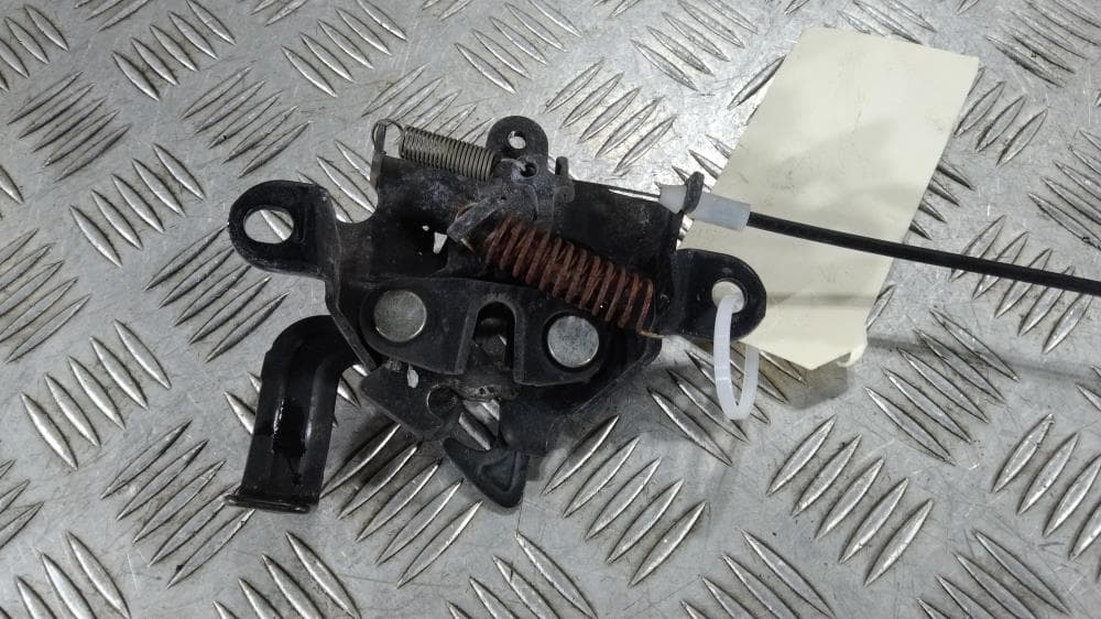 Замок капота к Toyota Yaris 2 (05-09)