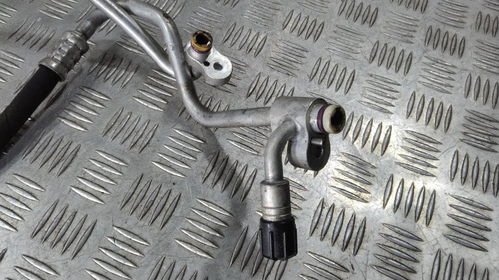 Трубка кондиционера к BMW 5 F10/F11/F07 (09-13)