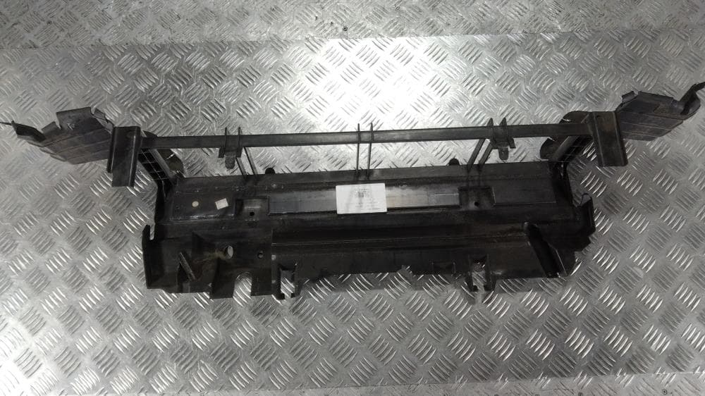 Дефлектор радиатора к Mercedes E Class W212/S212/C207/A207 Рестайлинг (13-16)