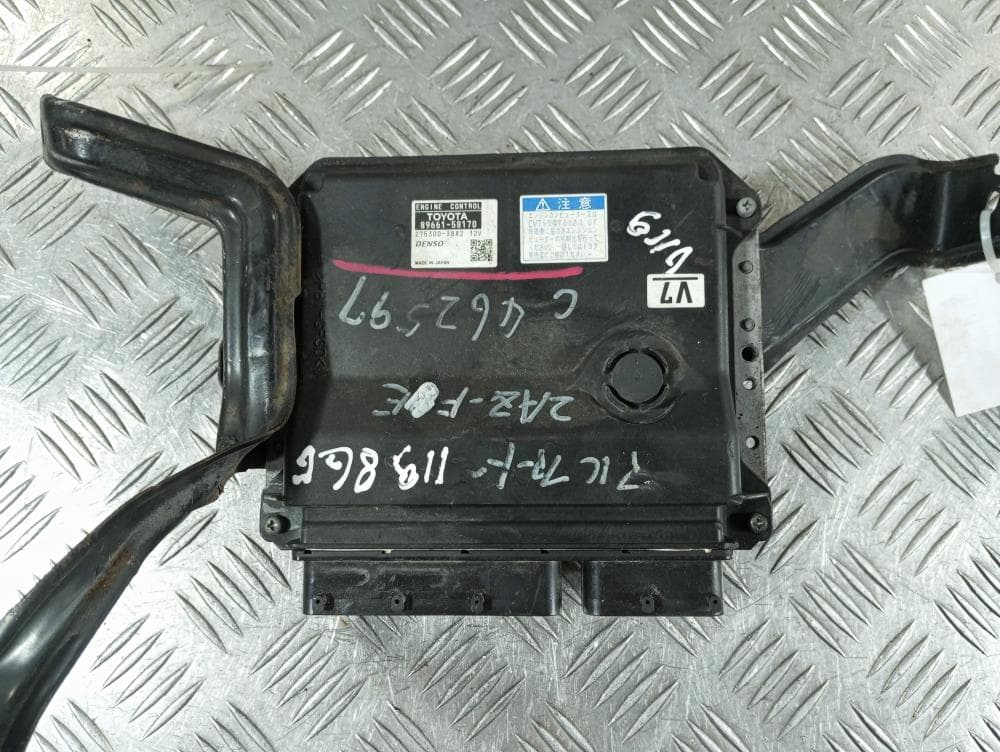 Блок управления двигателем к Toyota Alphard 1 Рестайлинг (05-08)