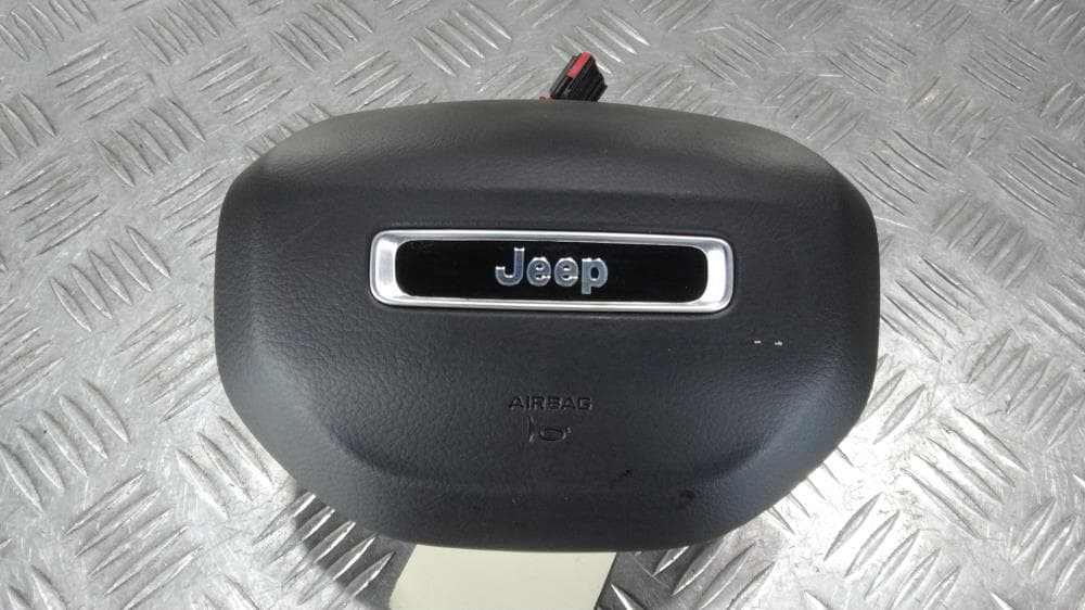 Подушка безопасности водителя к Jeep Grand Cherokee WL (21-24)