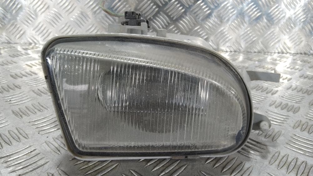 Фара противотуманная правая к Mercedes E Class W210/S210 Рестайлинг (99-02)