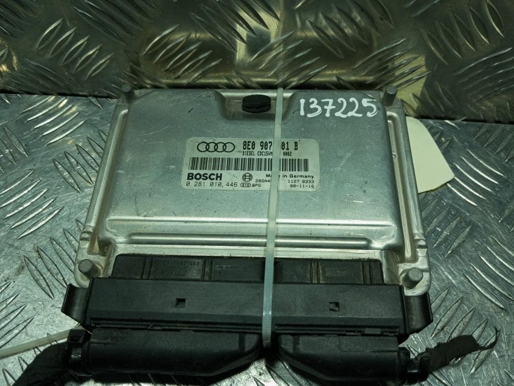 Блок управления двигателем к Audi A4 B6 (01-05)