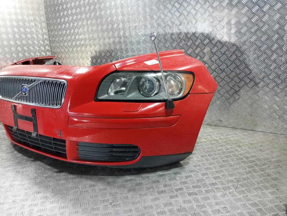 Передняя часть (ноускат) в сборе к Volvo V50 (03-10)