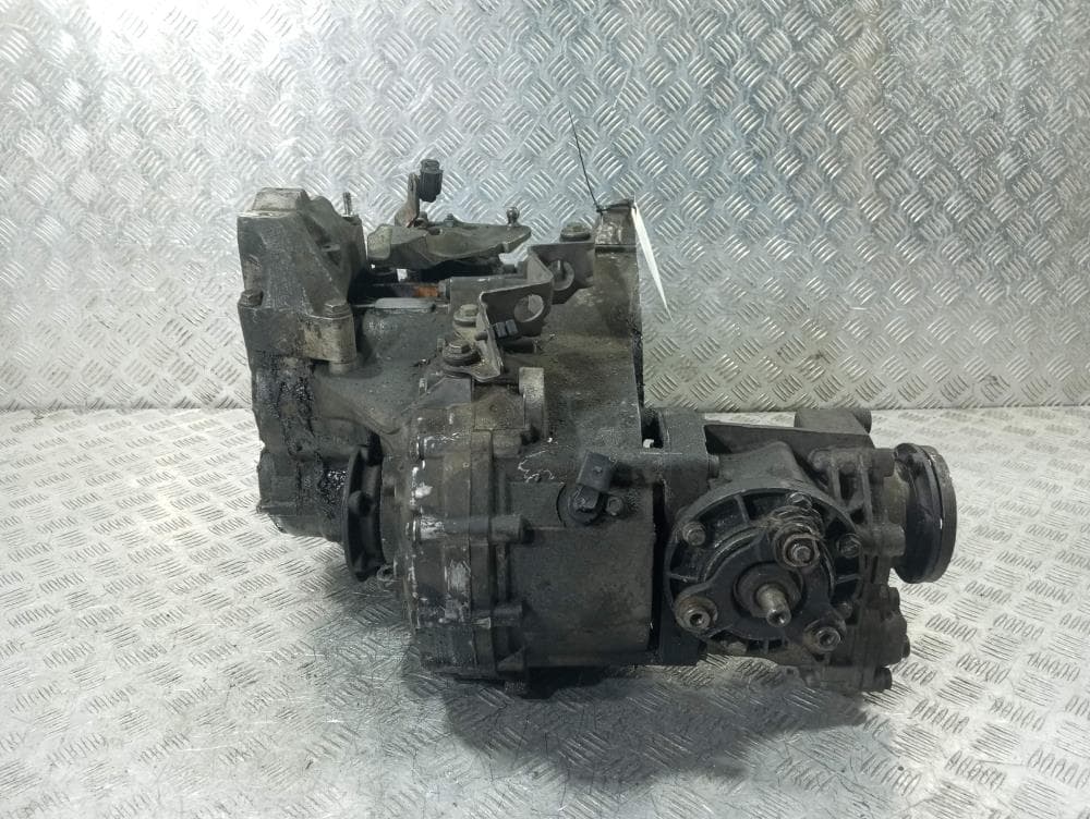 КПП механическая (МКПП) к Volkswagen Golf 4 (97-06)