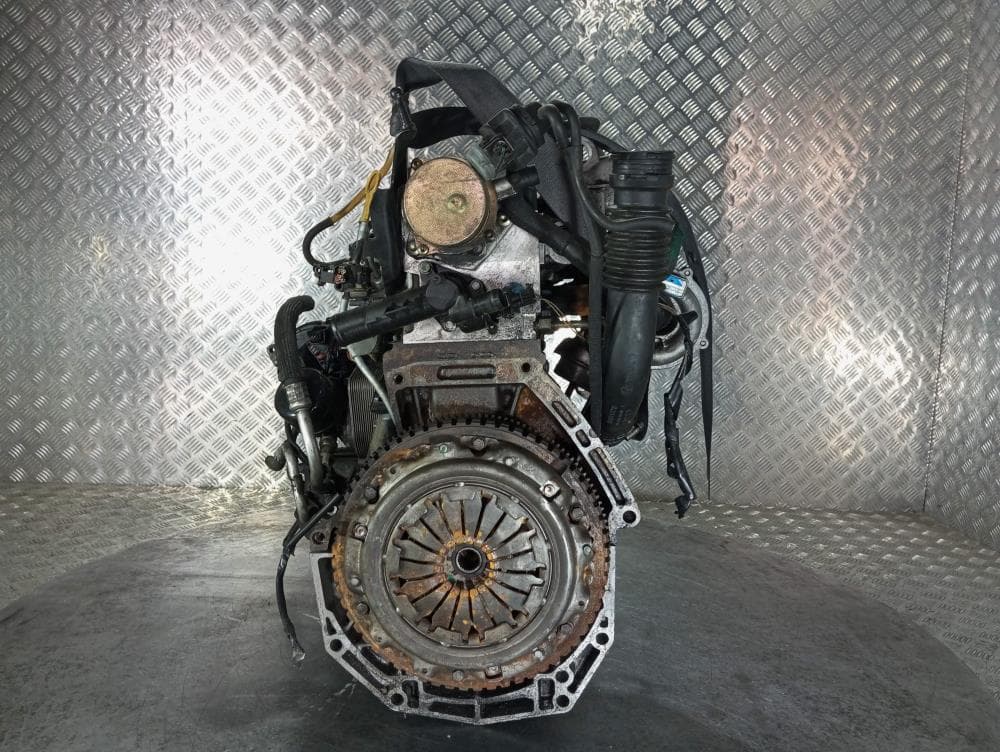 Двигатель к Renault Megane 2 (02-06)