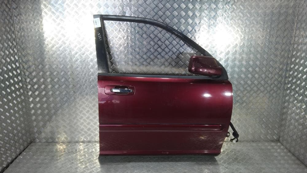 Дверь передняя правая к Nissan  X-Trail T30 (01-04)