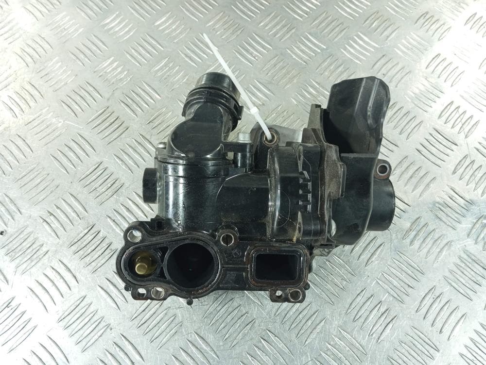 Помпа к Audi A4 B8/8K (07-11)