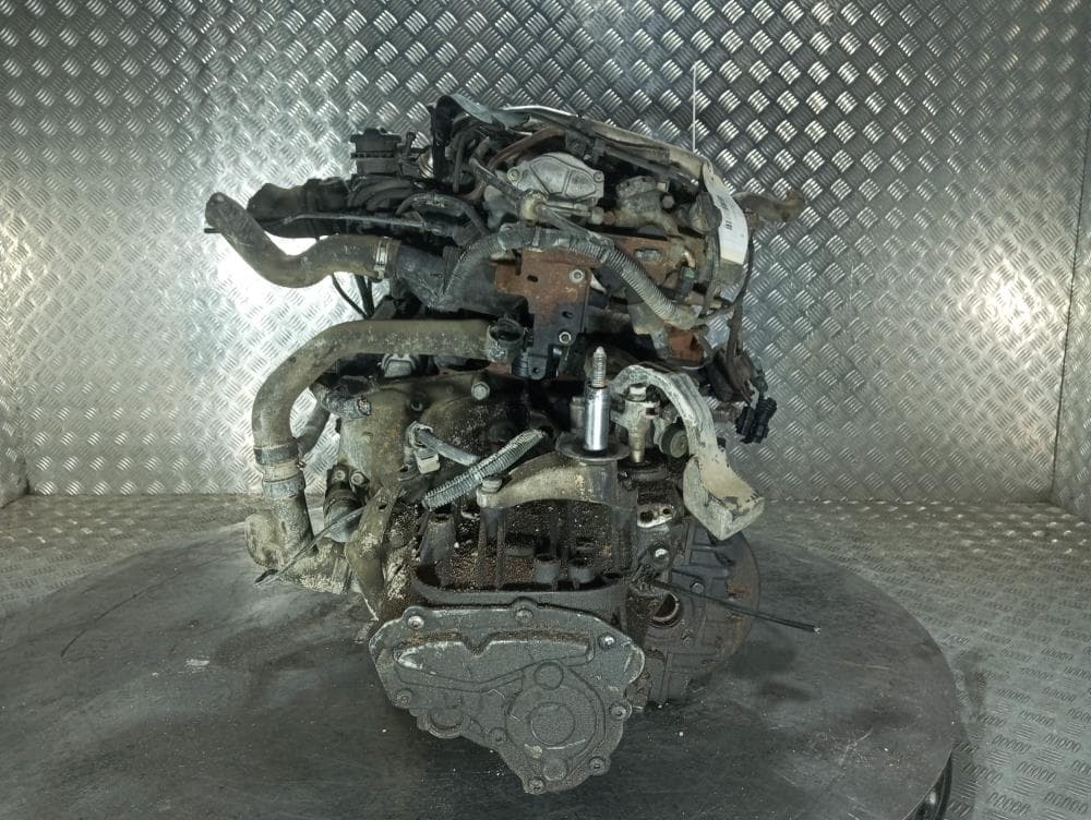 Двигатель к Peugeot 807 (02-08)