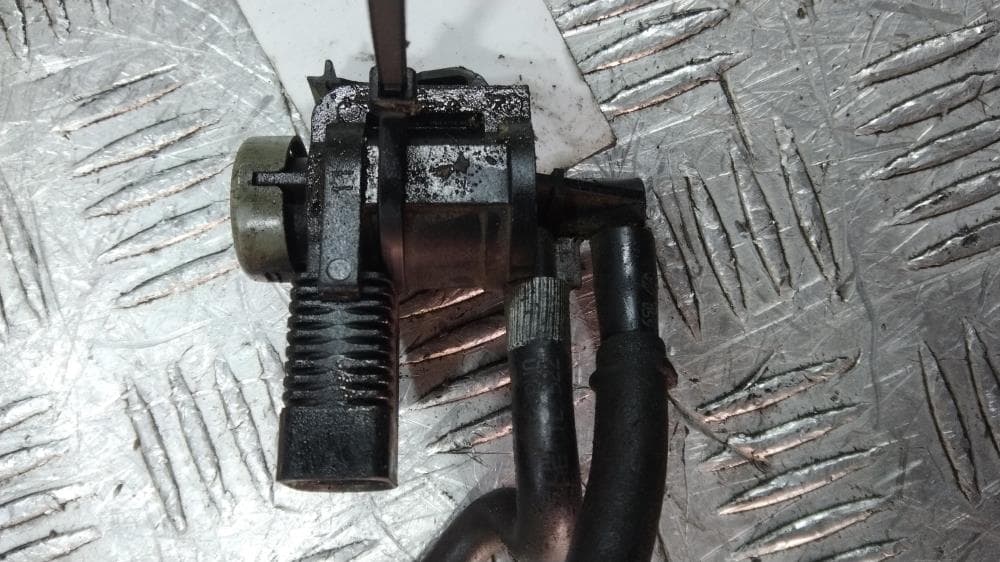 Клапан воздушный к Audi A4 B8/8K (07-11)