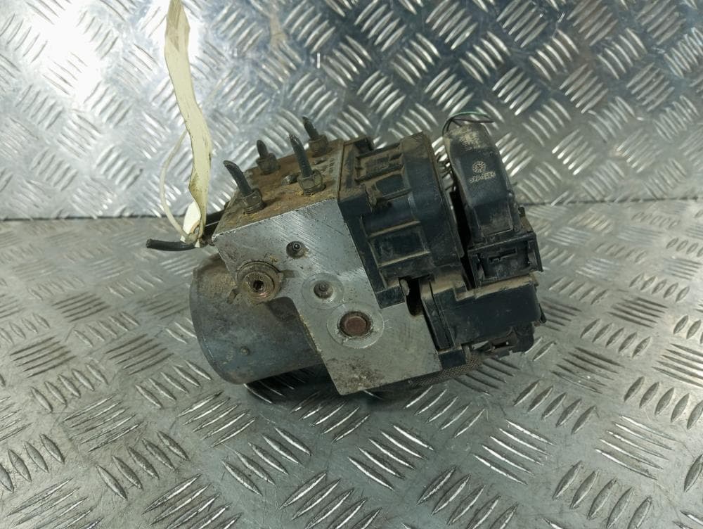 Блок ABS к Nissan  Almera N16 Рестайлинг (03-06)