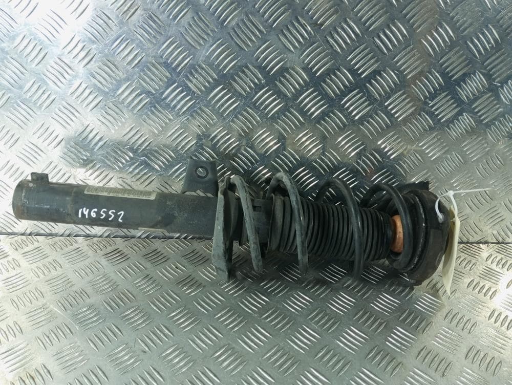 Стойка передняя правая к Volkswagen Golf 6 (08-15)