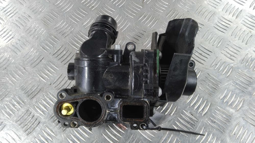 Помпа к Audi A4 B8/8K (07-11)