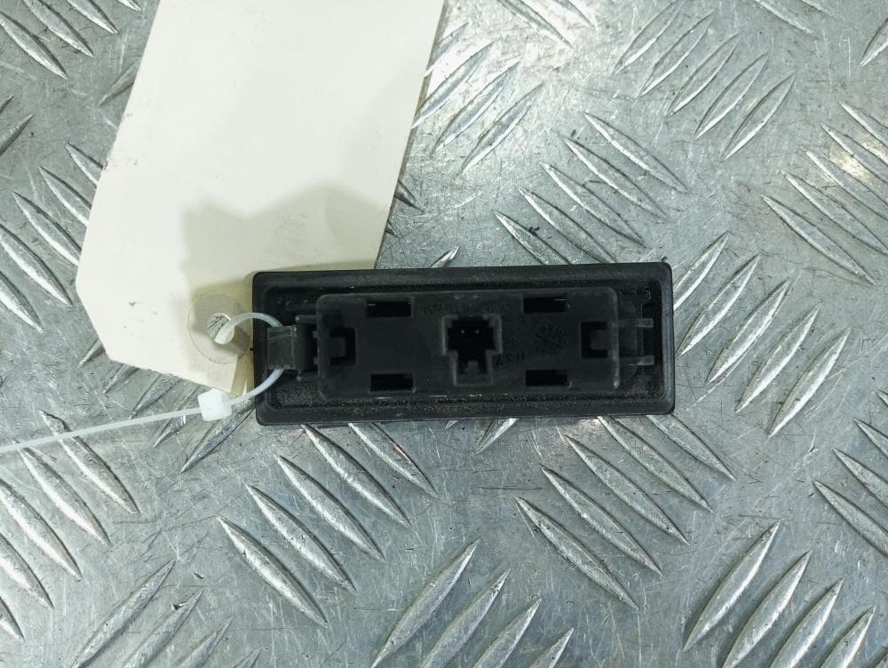 Подсветка номера к Audi Q3 F3 (18-24)