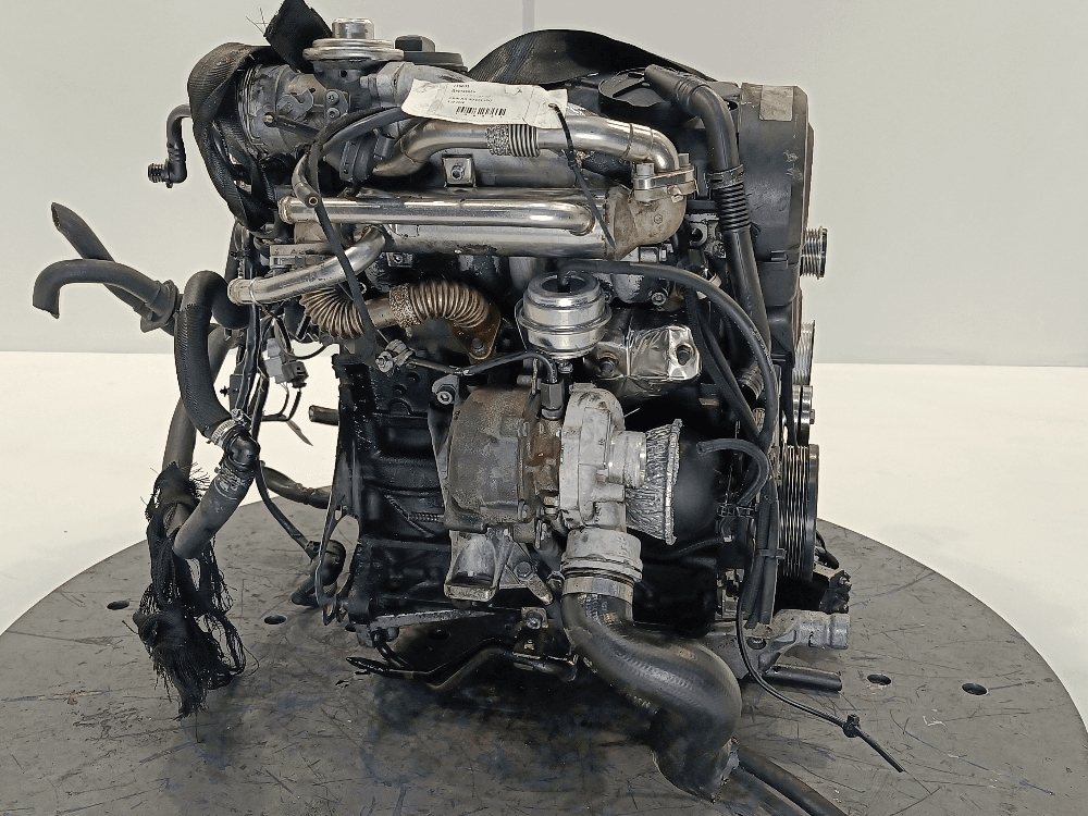 Двигатель к Audi A4 B6 (01-05)