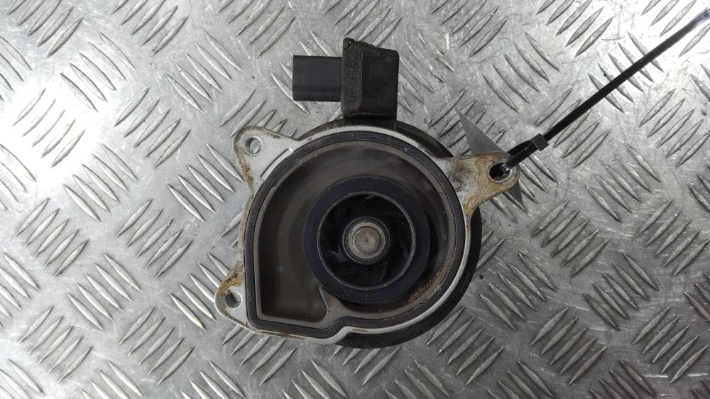Помпа к Volkswagen Golf 6 (08-15)