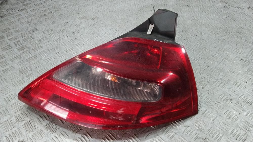 Фонарь задний правый к Renault Megane 2 Рестайлинг (06-09)