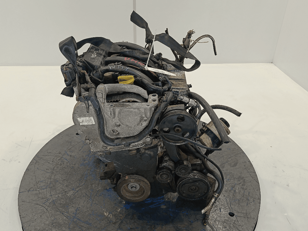 Двигатель к Renault Laguna 2 (01-05)