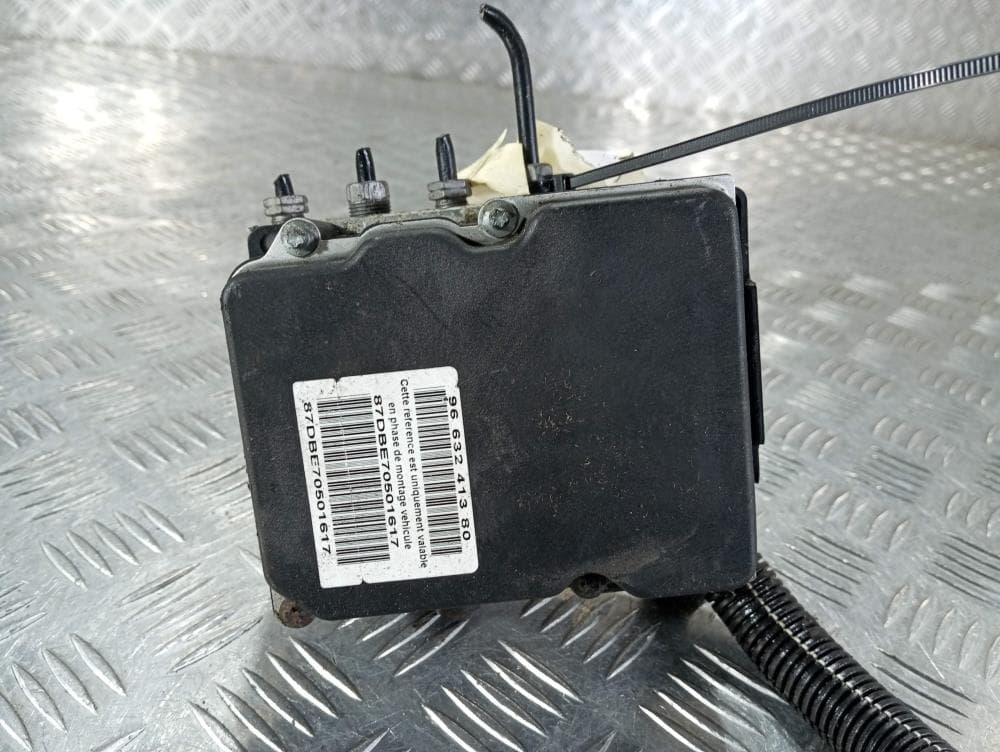 Блок ABS к Citroen C4 1 (04-08)