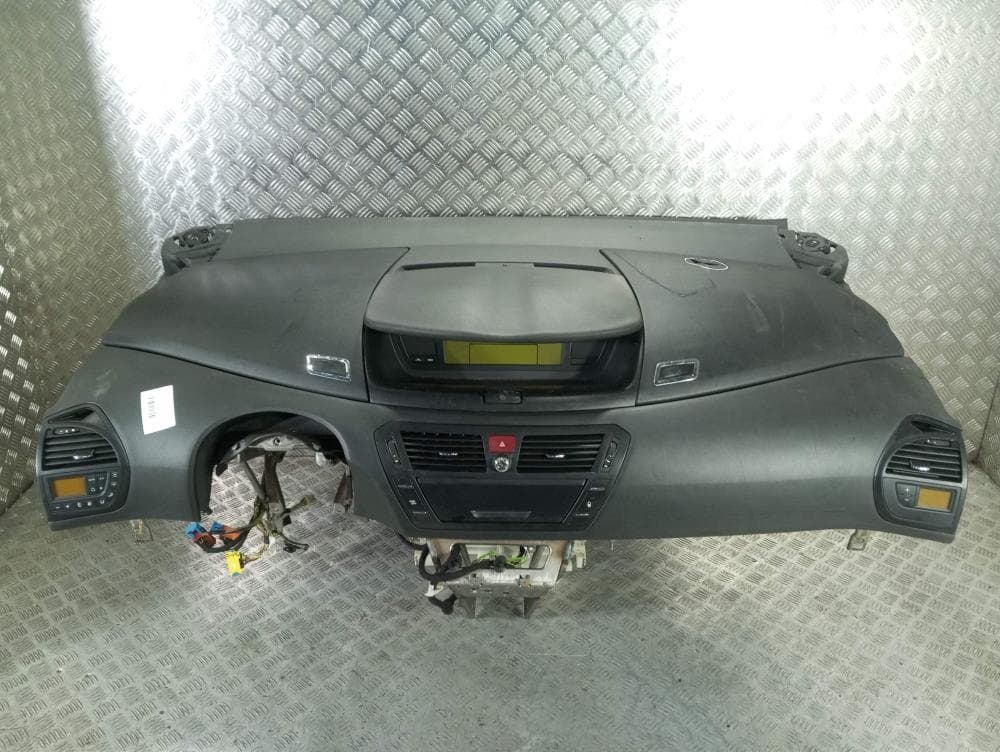 Панель передняя салона (торпедо) к Citroen C4 Picasso 1 (06-13)