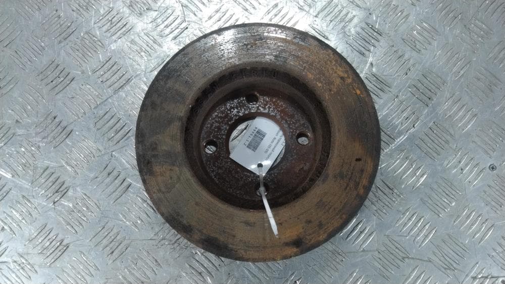 Диск тормозной передний к Nissan  Note E11 (05-09)