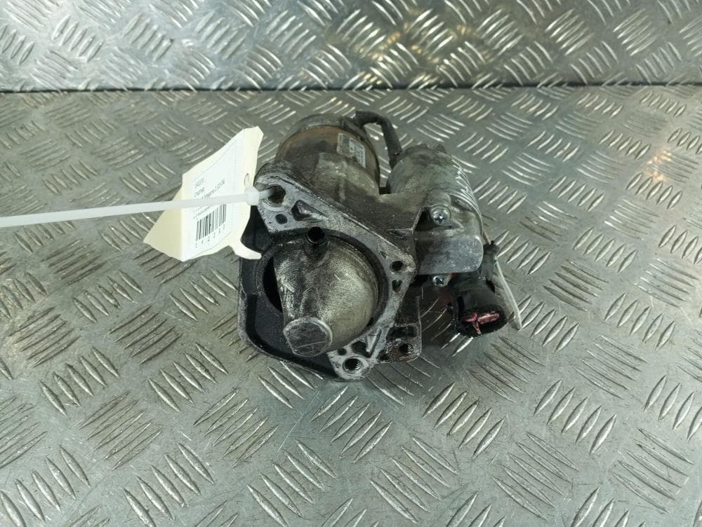 Стартер к Renault Megane 2 (02-06)