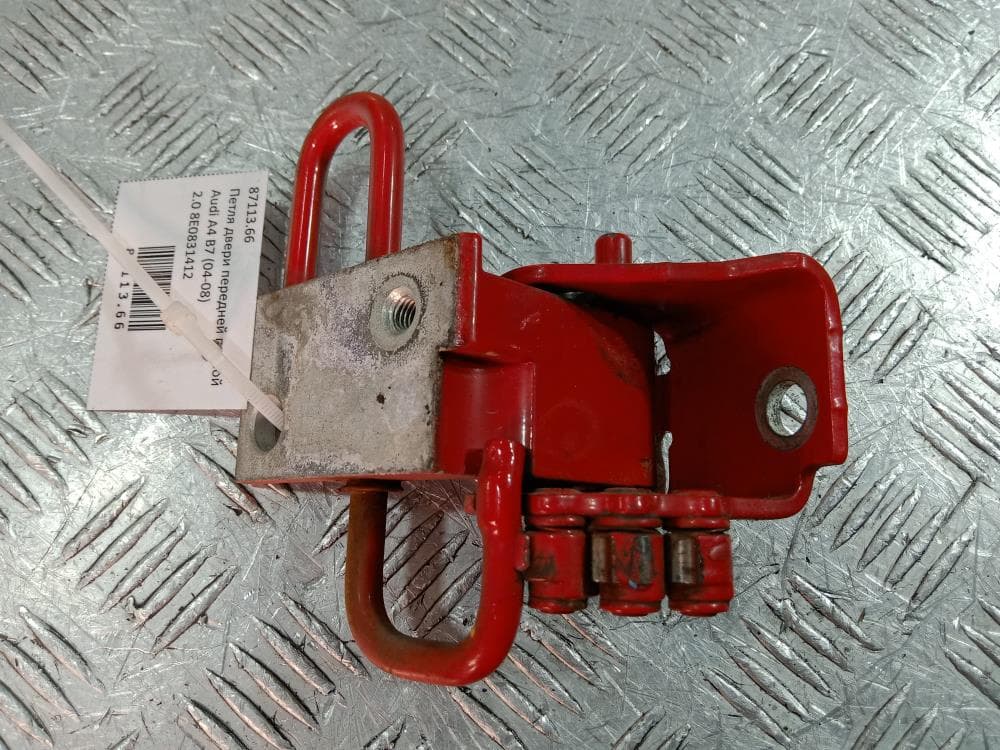 Петля двери передней правой к Audi A4 B7 (04-09)