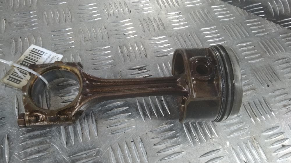 Поршень к Volkswagen Golf 4 (97-06)