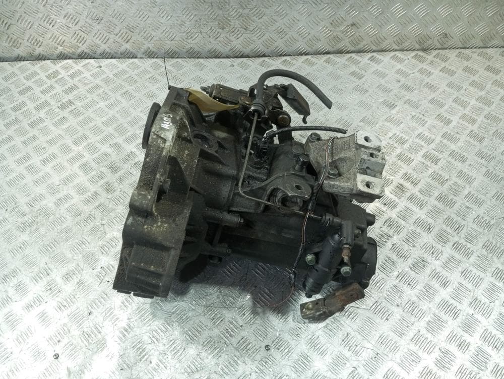 КПП механическая (МКПП) к Volkswagen Golf 4 (97-06)
