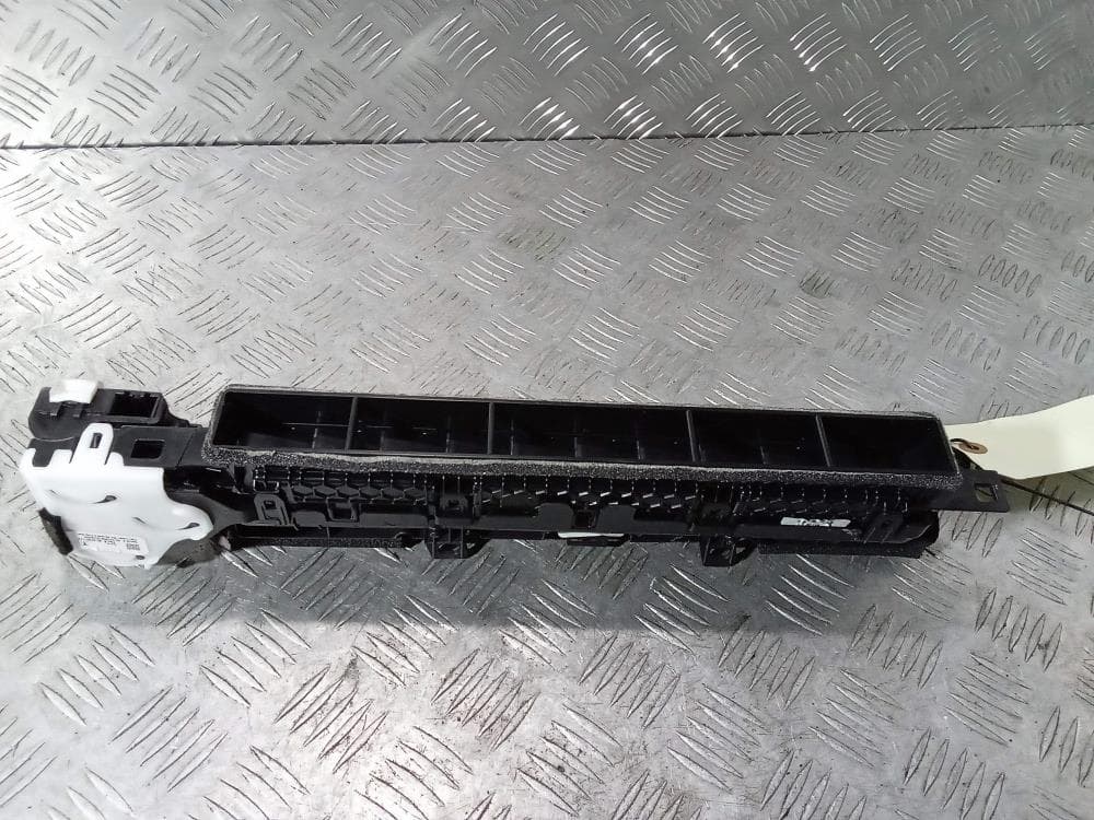 Воздуховод к Tesla Model 3 (17-21)