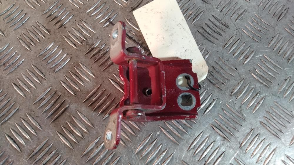 Петля двери передней правой к Chrysler PT-Cruiser 1 (00-06)