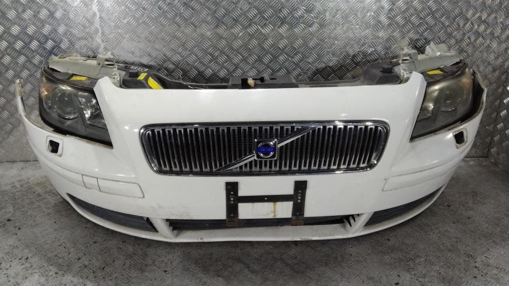 Передняя часть (ноускат) в сборе к Volvo V50 (03-10)