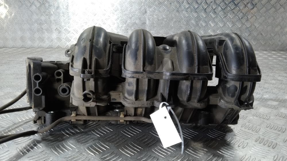 Коллектор впускной к Volvo V50 (03-10)