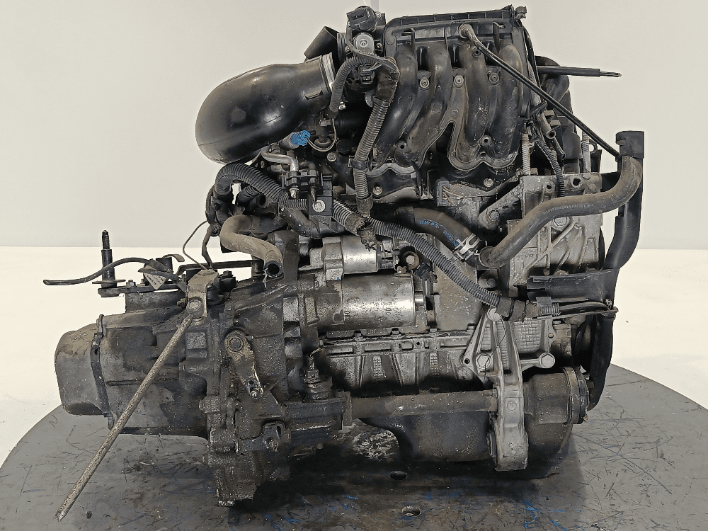Двигатель к Peugeot 206 1 (98-03)