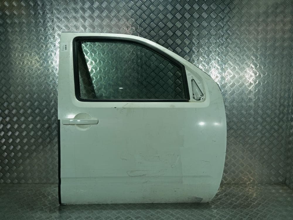 Дверь передняя правая к Nissan  Pathfinder R51 (04-10)