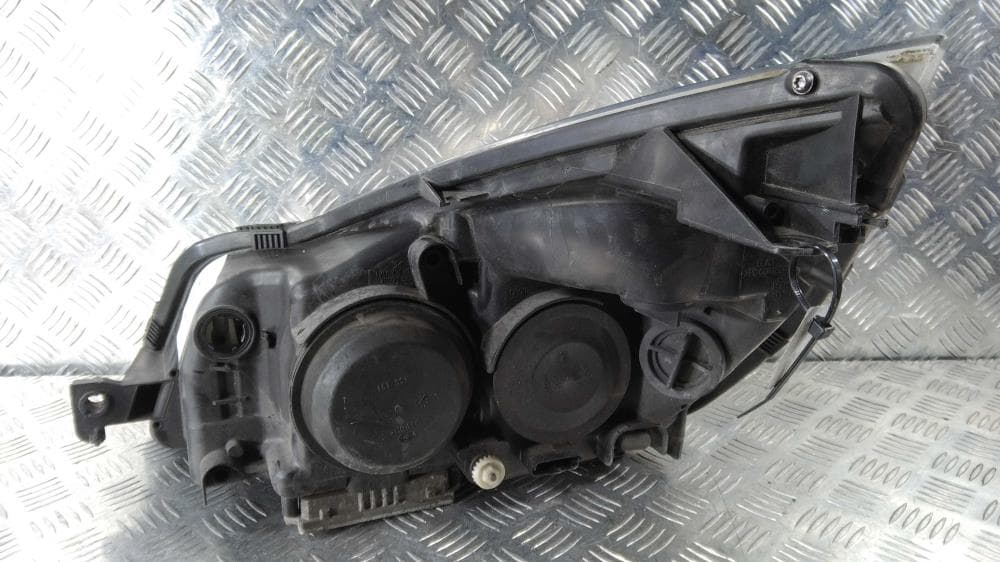 Фара правая к Renault Espace 4 (02-06)