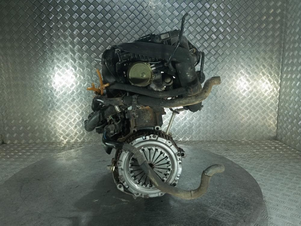 Двигатель к Renault Clio 2 Рестайлинг (01-03)