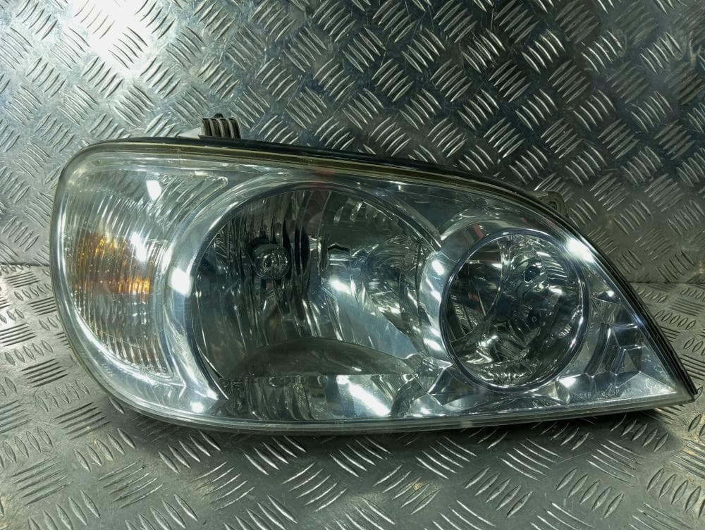 Фара правая к Kia Carnival 1 Рестайлинг (02-06)