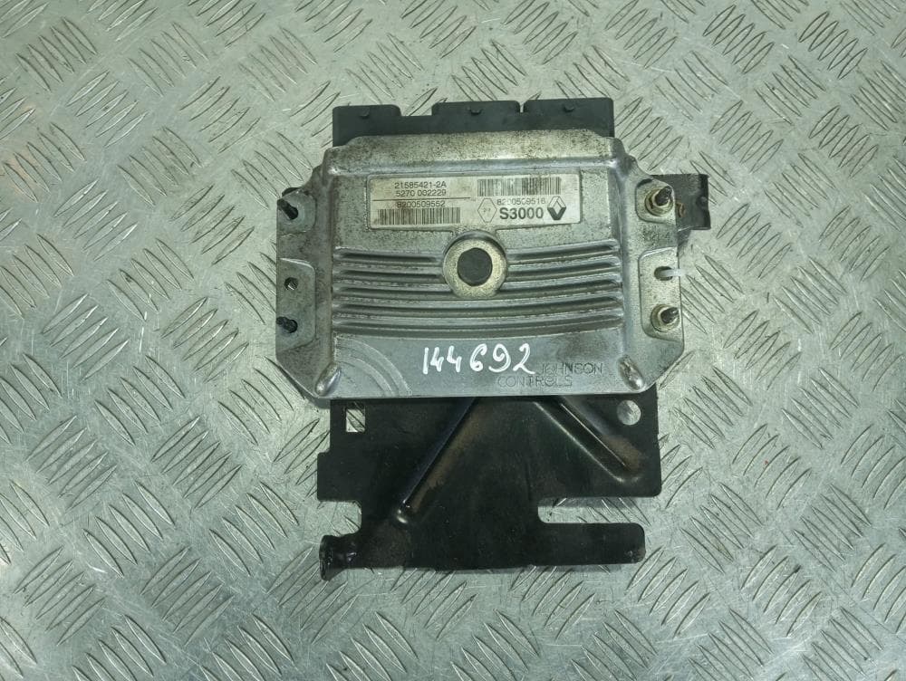 Блок управления двигателем к Renault Scenic 2 (03-06)