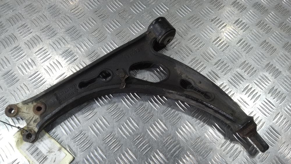 Рычаг передний правый к Volkswagen Touran 1 (03-07)