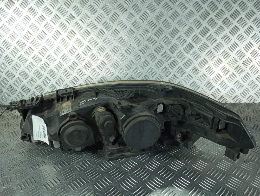 Фара правая к Renault Laguna 2 Рестайлинг (05-08)