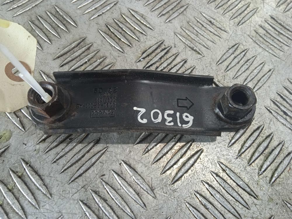 Кронштейн двигателя к Volvo XC60 1 (08-13)