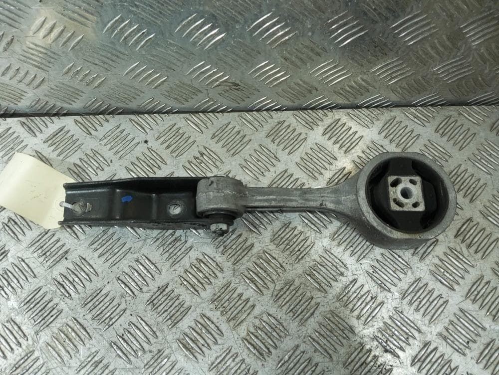 Подушка крепления двигателя к Volkswagen Polo 5 (09-15)