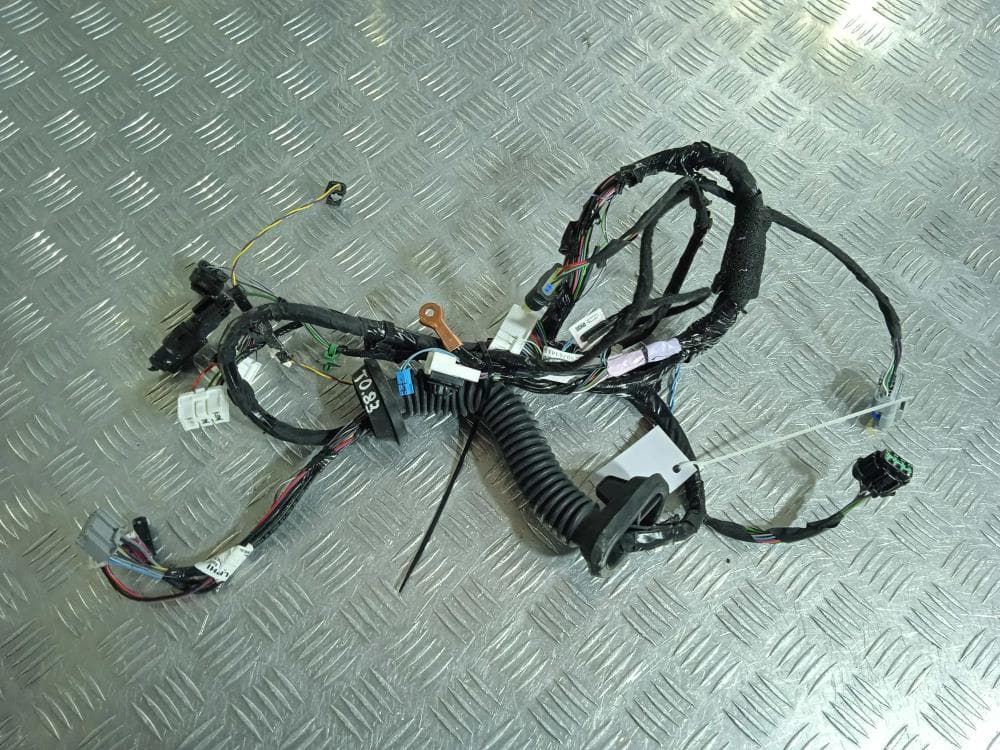 Проводка двери к Tesla Model X (15-21)