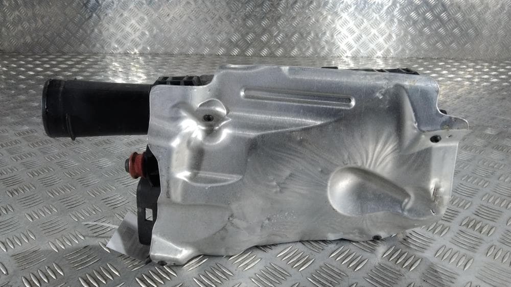 Корпус воздушного фильтра к Mercedes E Class W212/S212/C207/A207 Рестайлинг (13-16)