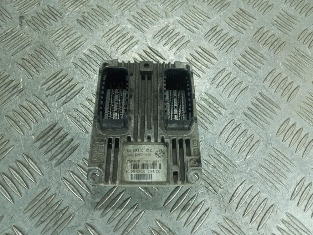 Блок управления двигателем к Fiat Punto 3 (05-12)